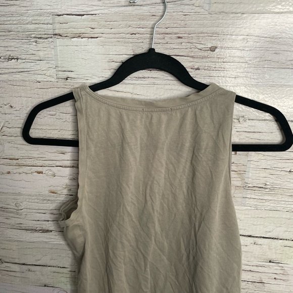 Standard James perse beige tank top button size 2 (medium) - Picture 9 of 11